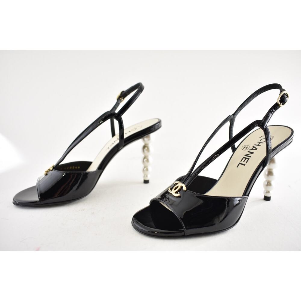 Chanel 23S Black Patent Leather CC Logo Pearl Heel Ankle Strappy Sandal Pump 37 - Picture 11 of 15